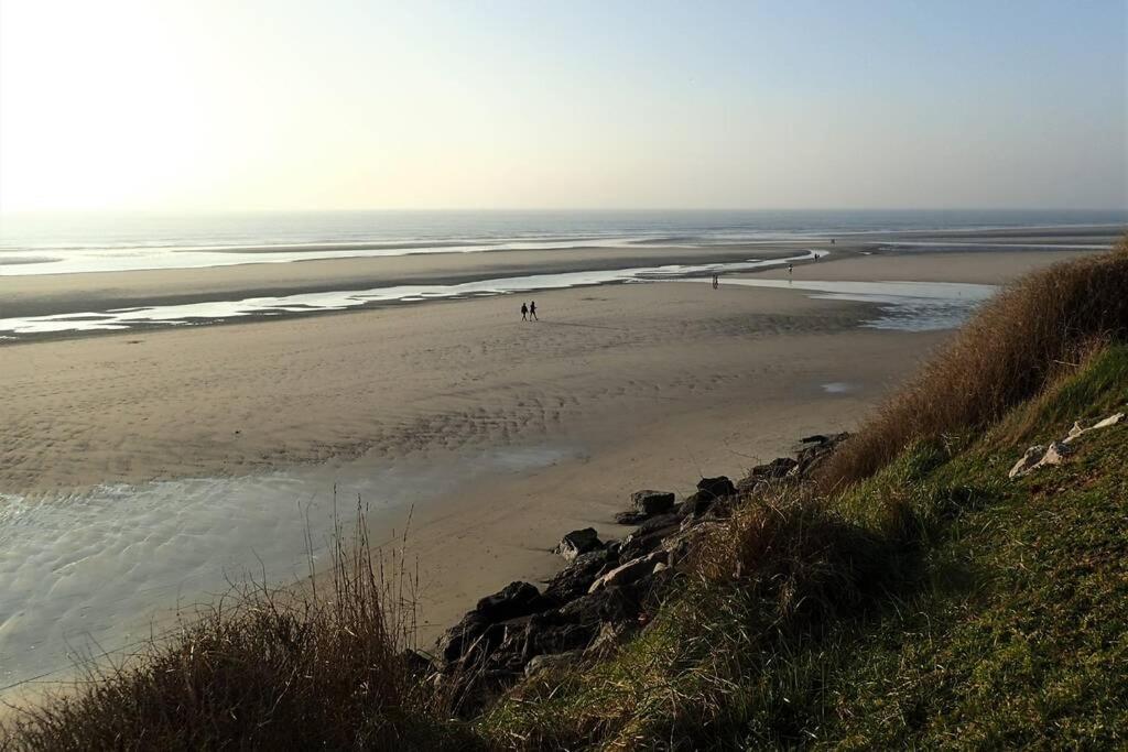 Gîte   Les Oyats   à 400 m de la plage Équihen-Plage Extérieur photo